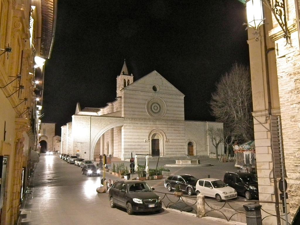 Suite Umberto I Assisi Ngoại thất bức ảnh